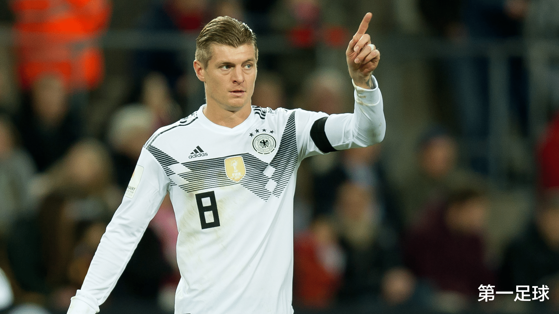 瑞士队教练压力巨大！，穆古鲁扎遭遇三持续失利全场沸腾不已(瑞士队教练是谁)九游体育APP